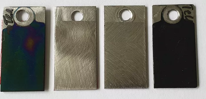 Makroaufnahmen iridiumoxidbeschichtete Bleche