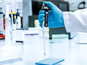 Detail Transverpette im Labor