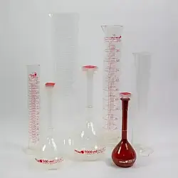 Messzylinder und Messkolben